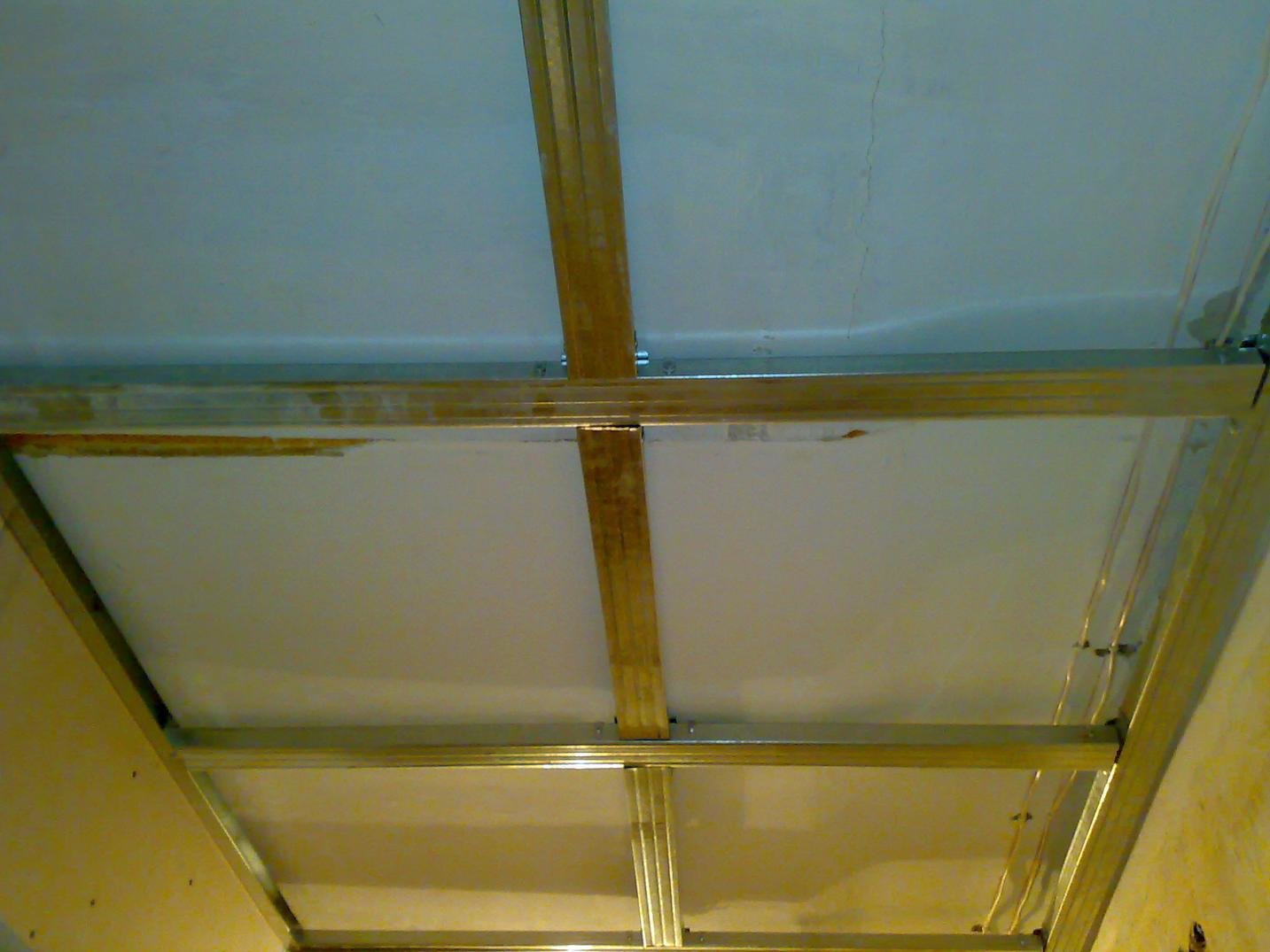 Потолок в коридоре из гипсокартона своими руками
