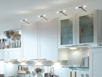 искусственный свет на кухне