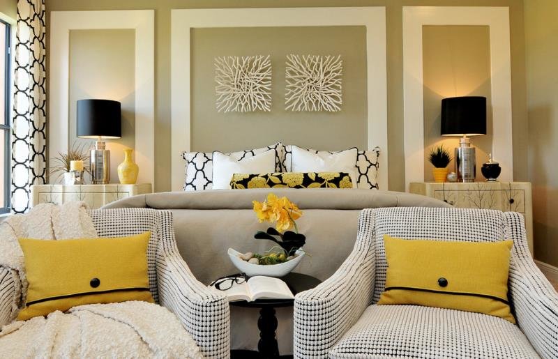 Легкозаменяемые цветовые пятна в дизайне современной спальни