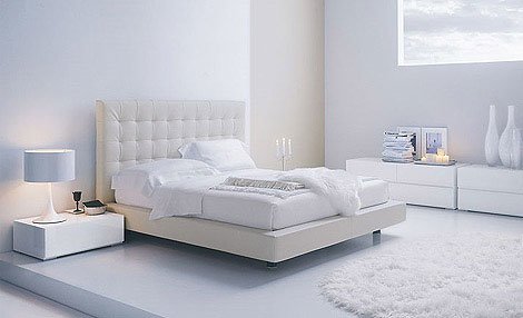 дизайн спальни в белом цвете
